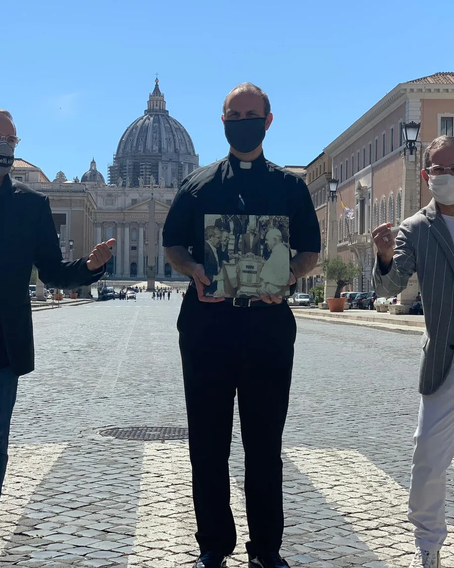 Momento dell’esperienza Troni Re e Regina